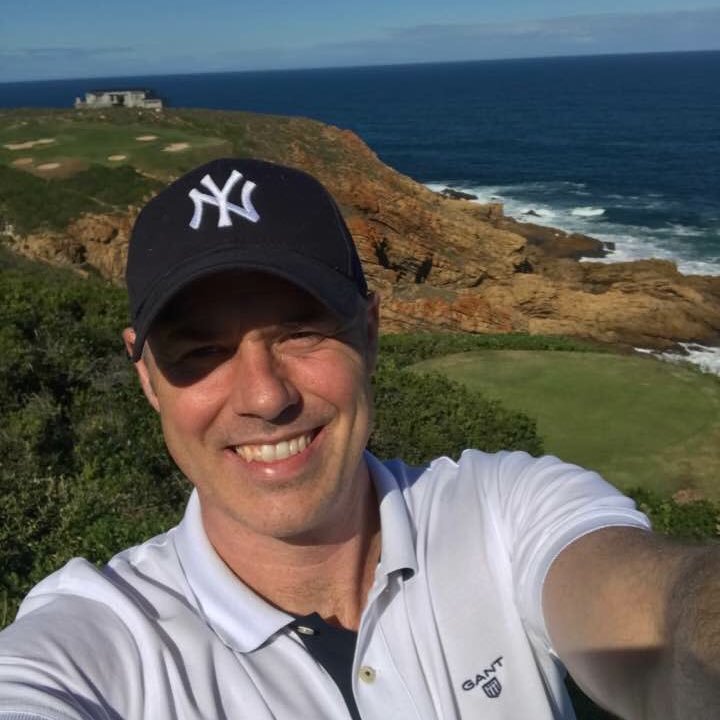 MartinBergman3's profile picture. Hjärtat är ❤️💙 åsikterna är mina egna