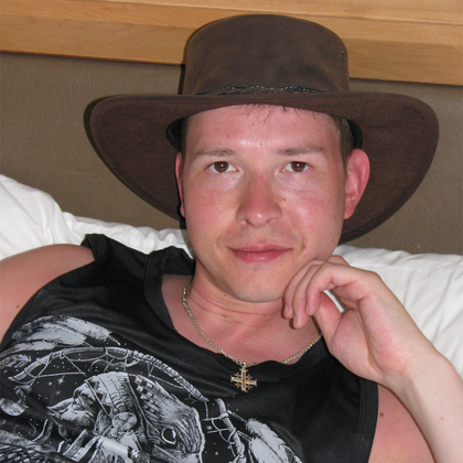 Creeping_Shadow's profile picture. Двигаем и создаем сайты. Рыбачу еще :)