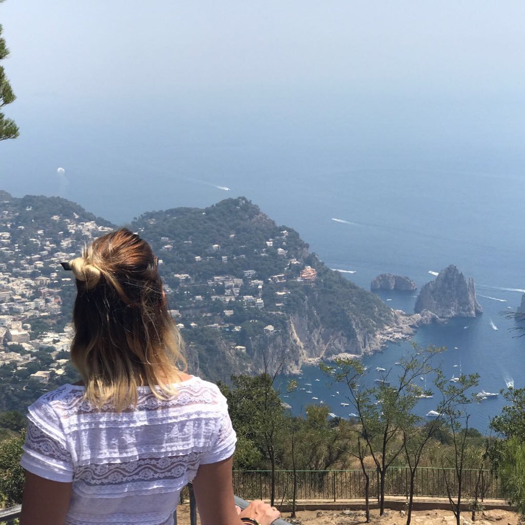 zrnazrna's profile picture. 