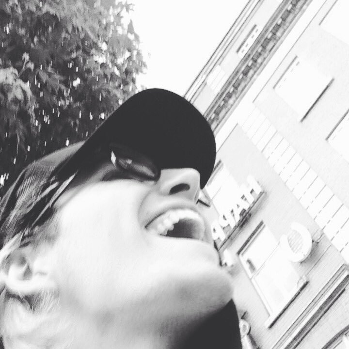 lukepowerscript's profile picture. rain rain rain down on me