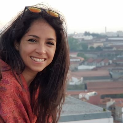 Física.
Profesora de Matemáticas en @natzaretesplu