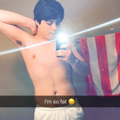 dudeitsderek's profile picture. Small town country boy🤘17 and single🤙