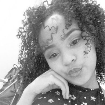 CrisSoaresbella's profile picture. Eu sei que passe o tempo que for
Você e eu seremos sempre 
Prata e ouro, um do outro 🎵❤ Lucas Gonçalves 💏❤