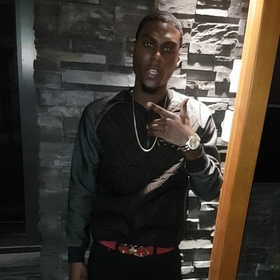Down to earth typa person. Manager of rapper @JoshyPhilly ┌∩┐(◕_◕)┌∩┐