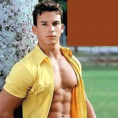 ChamalDarsanaa's profile picture. Im sinple