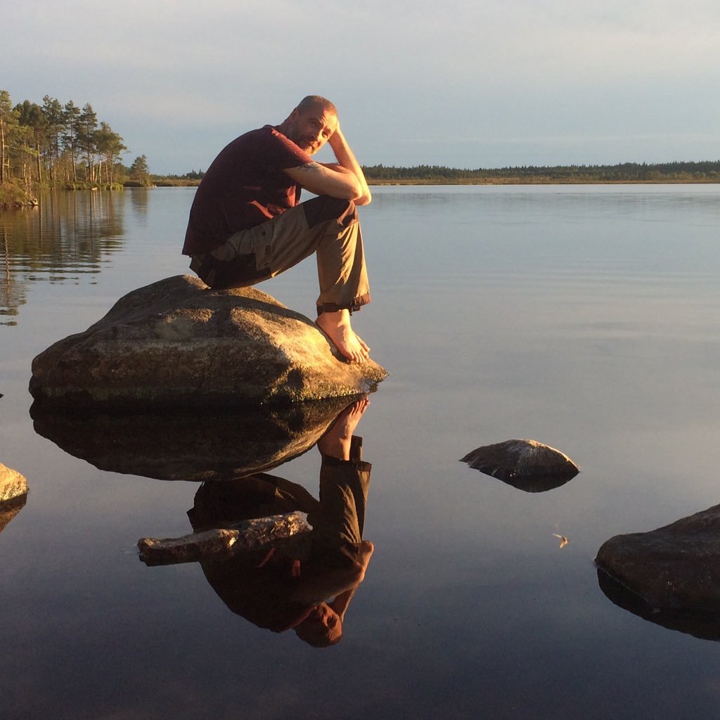 Professor in sustainability science at Stockholm University. Compulsive coder and incurably curious.