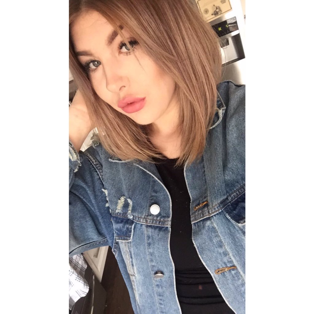 paulakempp's profile picture. just a girl who loves chipotle