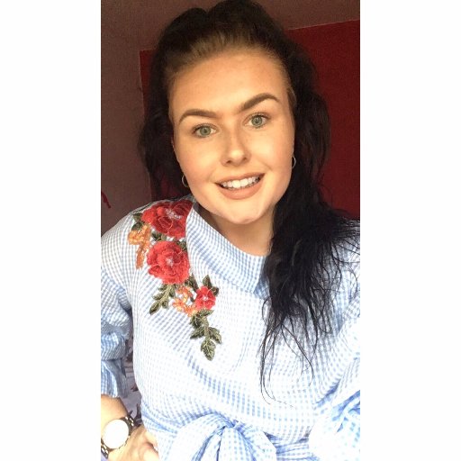 Junior Recruitment Consultant and Social Media Whizz at @baileyjuderec..For any enquiries, feel free to drop me an email at jade@baileyjude.com📲