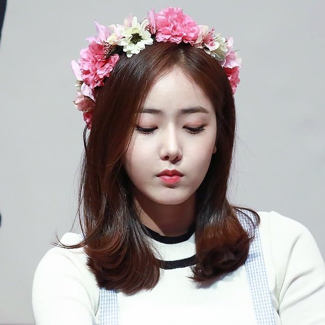 loops and clips of gfriend's main dancer, hwang eunbi ♡