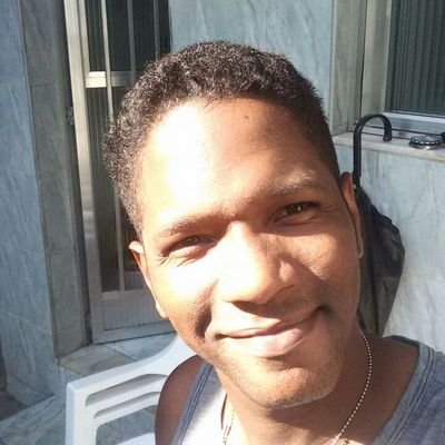 jonatandahora32's profile picture. A espectativa adiada faz adoecer o coração