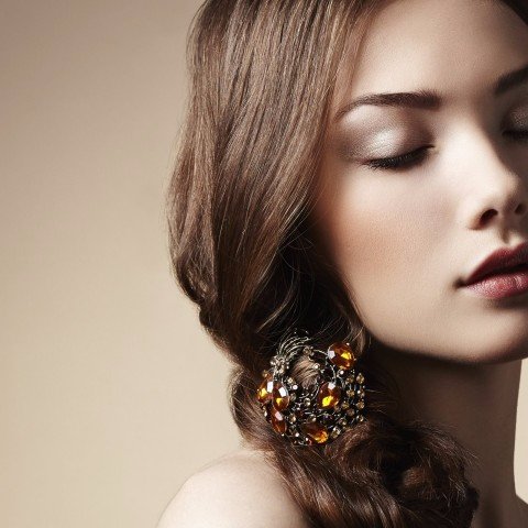 CreativeukAk's profile picture. Like to make creative design