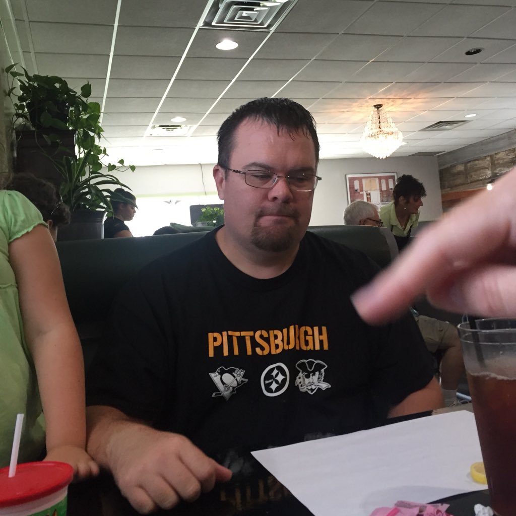 elliottbp's profile picture. 