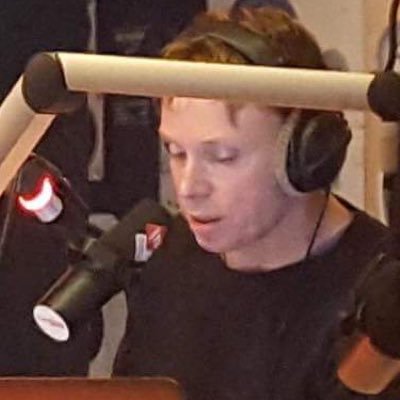 Vader, journalist, nieuwslezer NOS @NPORadio2 en poezenliefhebber. Blogger & vlogger sinds 2002. YouTube en Insta: matijnnijhuis