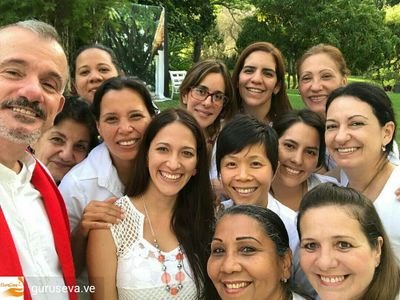 narayanazul's profile picture. Discipula del Maestro ShaniShaktiAnanda. Reikista III. Meditadora evolutiva. Terapeuta energético wn formación. Uso y manejo de cristales se cuarzo