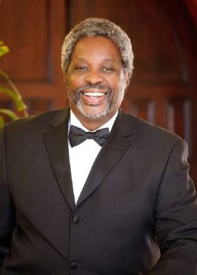 As CEO for three U.S. Corporations I enjoy creating strategic business plans that connects with investors, financial institutions & corporate sponsors