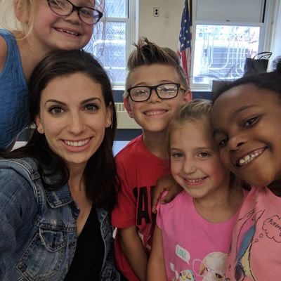Collingswood High School & Middle School Musical Director. 2019 Frozen Jr. & Legally Blonde
University of the Arts BM Vocal Performance, MAT Music Education