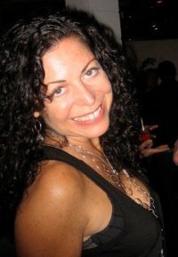 Compositor, Presenter, Training manager for RE:Vision Effects, Author/creator of tutorials and Jewelry designer too! https://t.co/Wvginivpfn. Check me out!