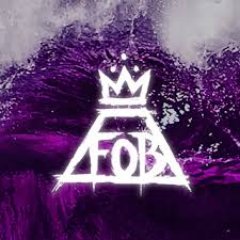 We gonna turn Auckland 💜 for fall out boy. We've teamed up with @DontBoreUs and @FOBManiaProject so stay tuned for more info 😊