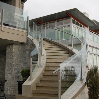 Railcraft is recognized as the leading design and manufacturer of high quality engineered powder coated aluminum railing products in North America.