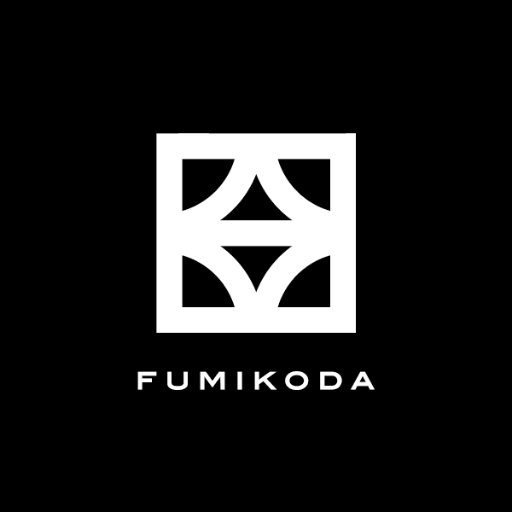 山Pこと山下智久さんが、FUMIKODAのバッグを持ってくださっています