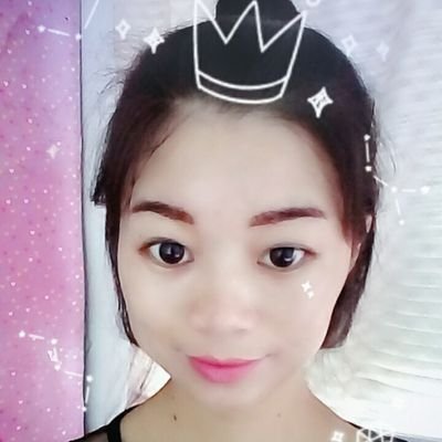 yonLeer's profile picture. Love life love yourself