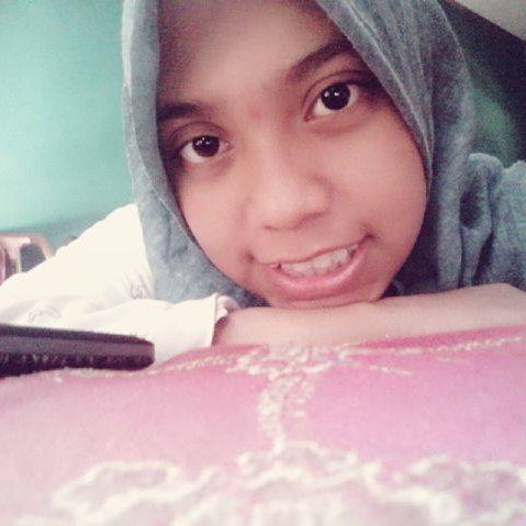 DewiDs1737491's profile picture. 