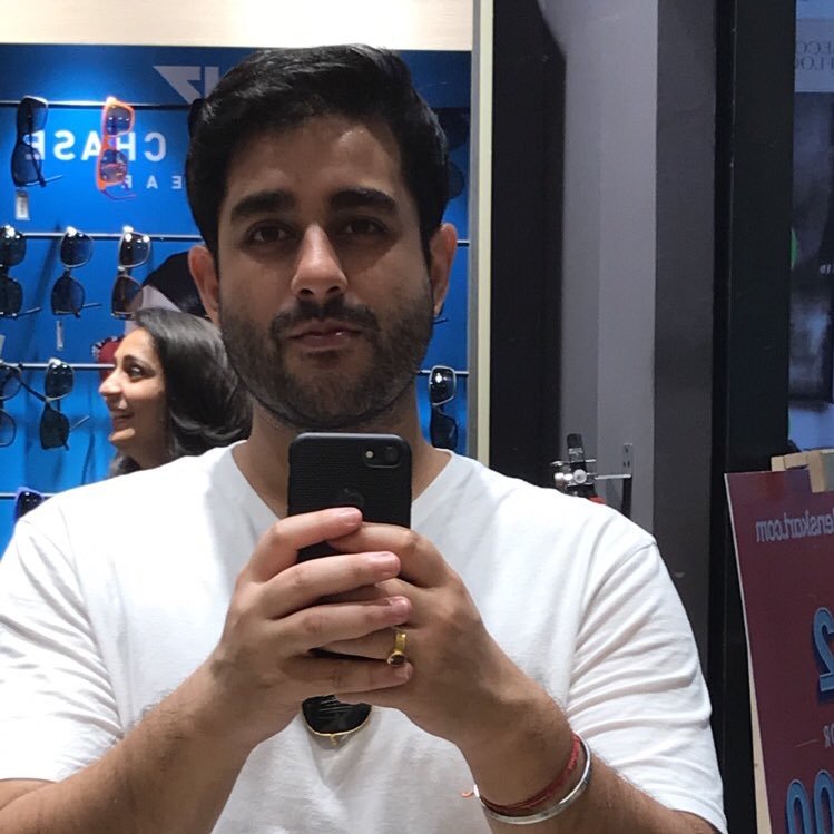 sidby1508's profile picture. Doctor. Foodie.