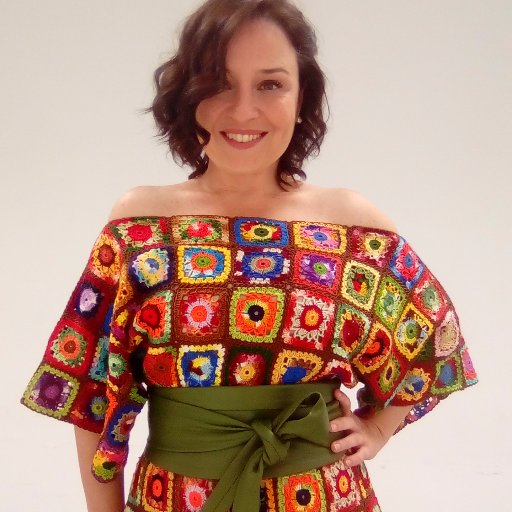 Cantante e investigadora en artes y humanidades.
Escucha mi discografía aquí: https://t.co/7QidOCNcdc