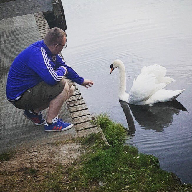 Rectory Boy.
Daddy To Ollie 👶 
Nala 🐕‍🦺
Coach ⚽️ 
Ref 🟨
United Lofts 🐦
MUFC 🏆
Audaces Fortuna Juvat 💙🤍❤