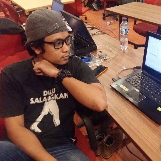 rahmaddans's profile picture. https://t.co/HJyyeVgOJV