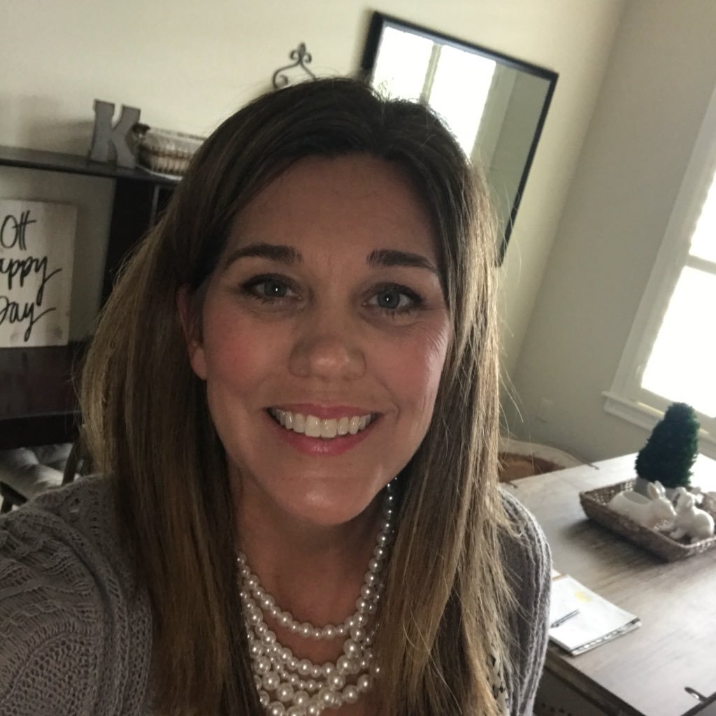 LisaHoltKing's profile picture. 