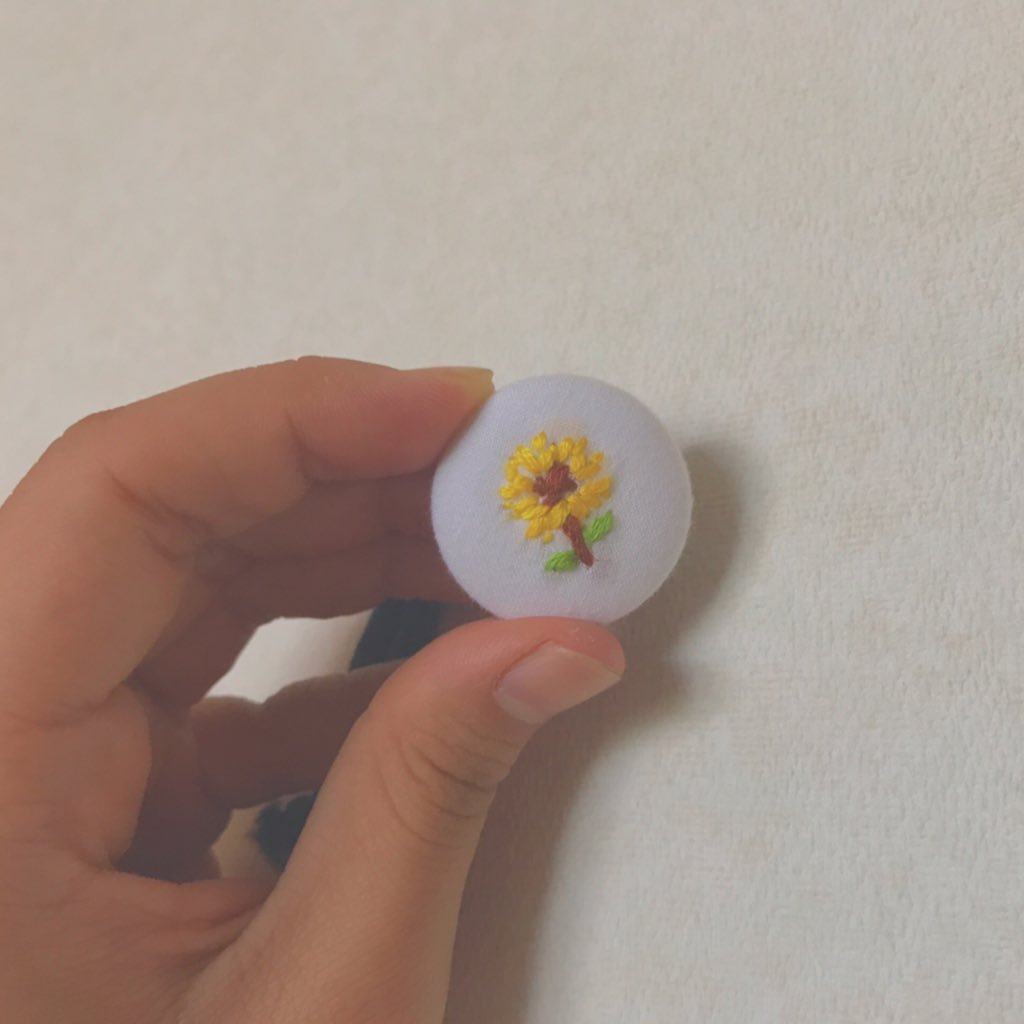 y_shishamo's profile picture. chevon SHISHAMO 羊文学 サバシスターぱんのみみ hump back TETORA キュウソ