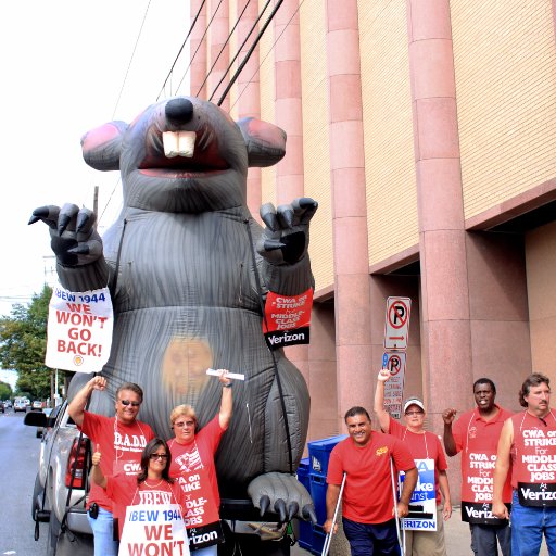 Born in Chicago '90 to protest anti-union activities. Neither a union nor balloon company. Profile in Vice by the awesome @sarahljaffe: https://t.co/Q8Y8aacy6n