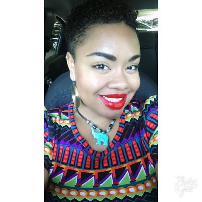#therapistintraining. #badass. #educator. #foodie. #caffeineaddict. @cashapp: $deecaff92