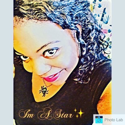 A person that's honest about everything and loves to have fun..Add me on Snapchat @newnewthelimit and for Instagram is the same...Fb is Krystal Ellison