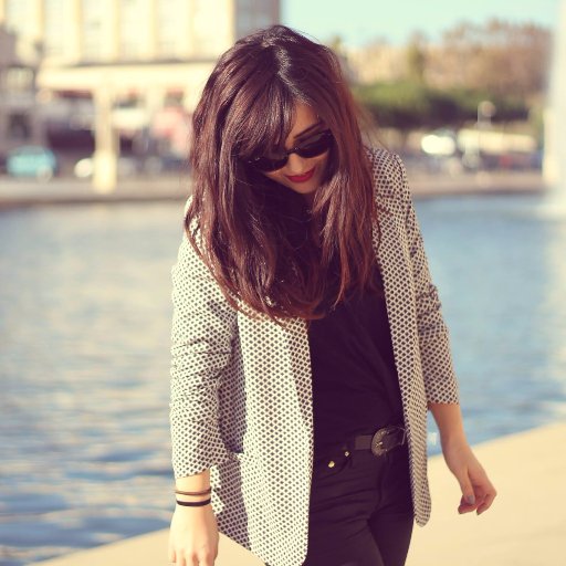 Business Developer chez Ecommerce-Nation @Ecom_NationFR et grande adepte du Yoga !
Je tweet principalement sur mes passions et le #Ecommerce