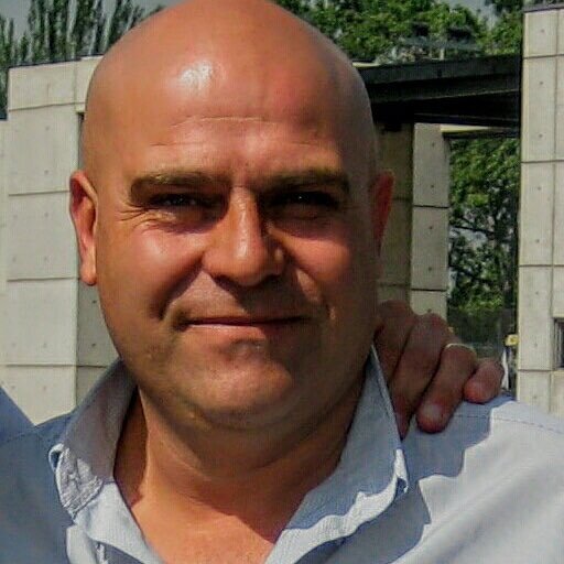 Carlos_aperezl's profile picture. 