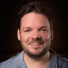 monartiste's profile picture. Expert  #crowdfunding et passionné par les nouvelles solutions de financement pour les créatifs