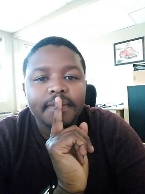 LinganisoMzee's profile picture. 