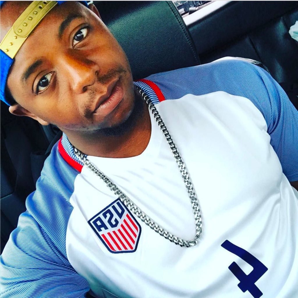 marco_breeze's profile picture. Aspiring sports journalist and American civil servant.