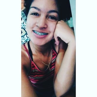 Na vida real, o maior vilão sou eu 🎶.                  
Insta: inndy_caroline.20