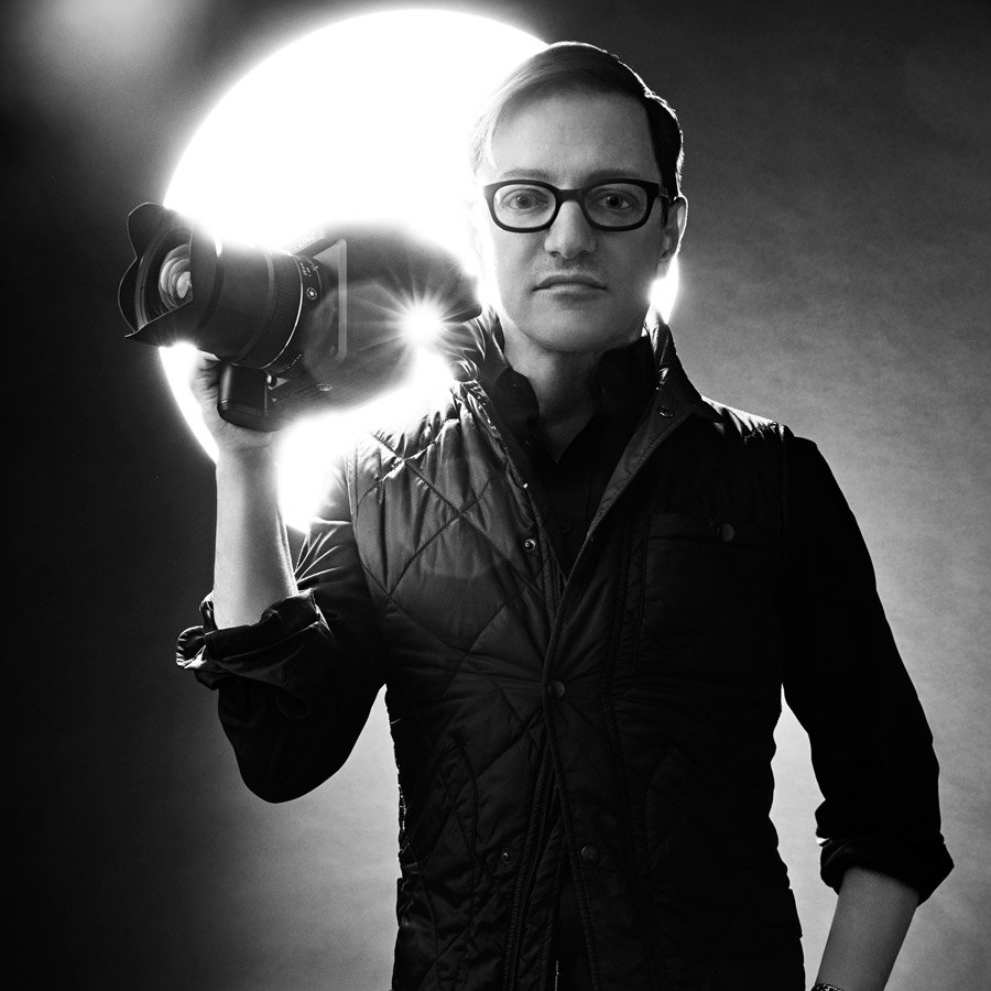 The Official Twitter of the studio of Hollywood photographer Matthew Rolston.