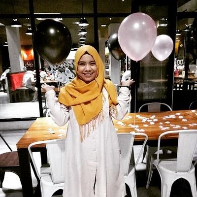Ibu & Keluarga Hiburan Belanja Keluarga Pendidikan Perjalanan Sosial