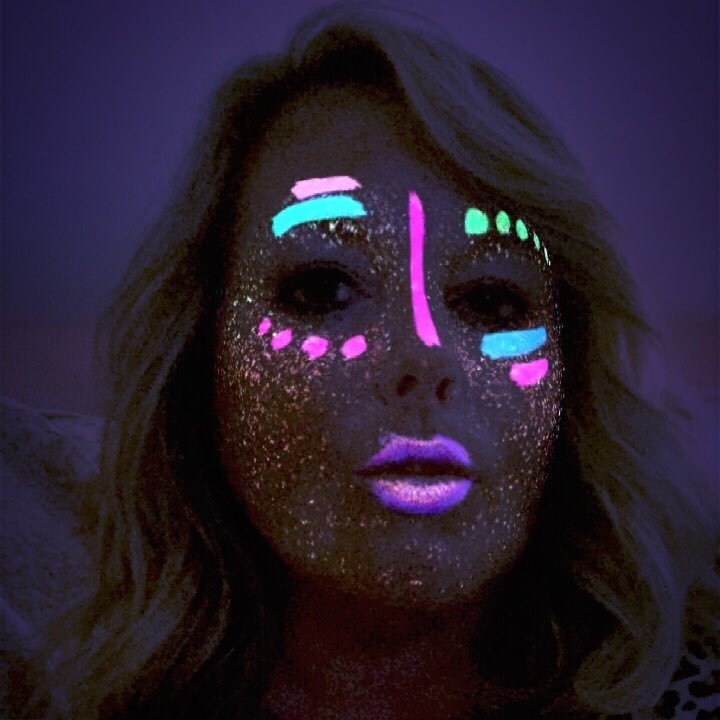 SherryRHall's profile picture. Christian wife & mother of 4 sons and a grumble of pugs~ Lifestyle & Documentary Photographer & Quilter #Trump2016 #photographyfour