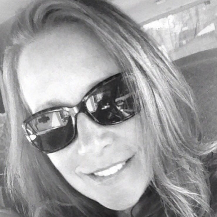 fleurdelys143's profile picture. 💙🌊🌈Ret. USN, Wife, Mom, UVA Alum, Lesbian, Activist, Artist. NO DM’s! Will RT DM’s w/pics! #RESIST #FBR #TruthMatters, #FactsFirst #NoHate