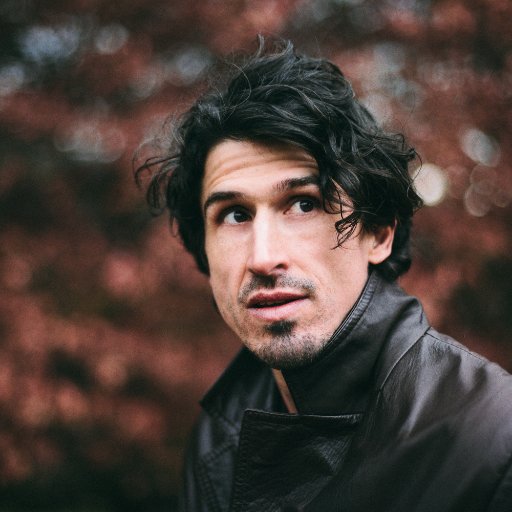 jedrowe's profile picture. Writing, playing guitars, singing songs, that kind of thing