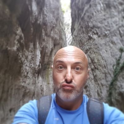 DaniloGalotti's profile picture. Dottore Commercialista , pallavolista e padre :)
