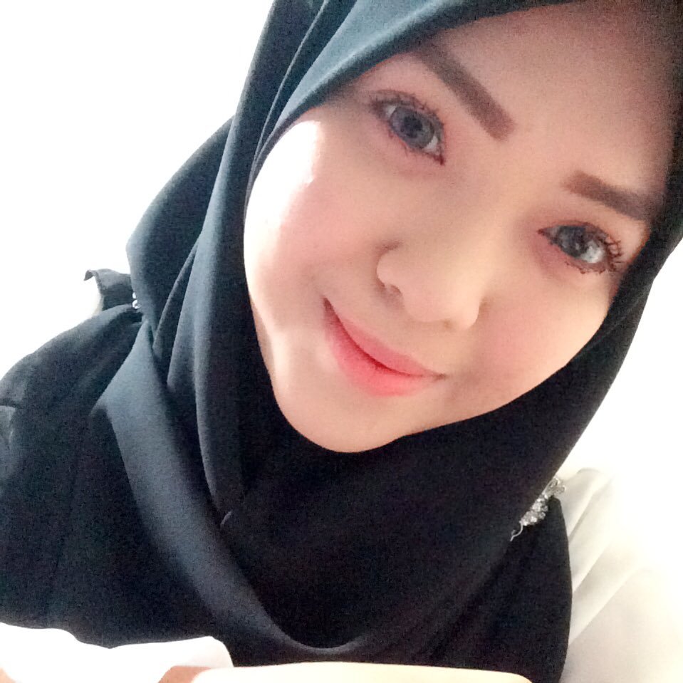 Nasir Daughter's -Facebook : Eyya zieyha -Wechat :Jpu6422 insta : eyya_zieyha