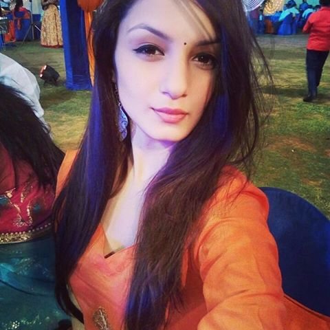 riyamalhotra830's profile picture. What you have on the inside is more beautiful than whats on the outside.