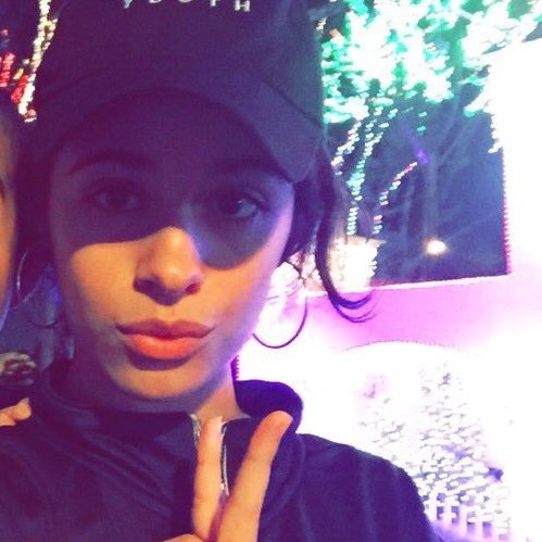 Camiknd's profile picture. 